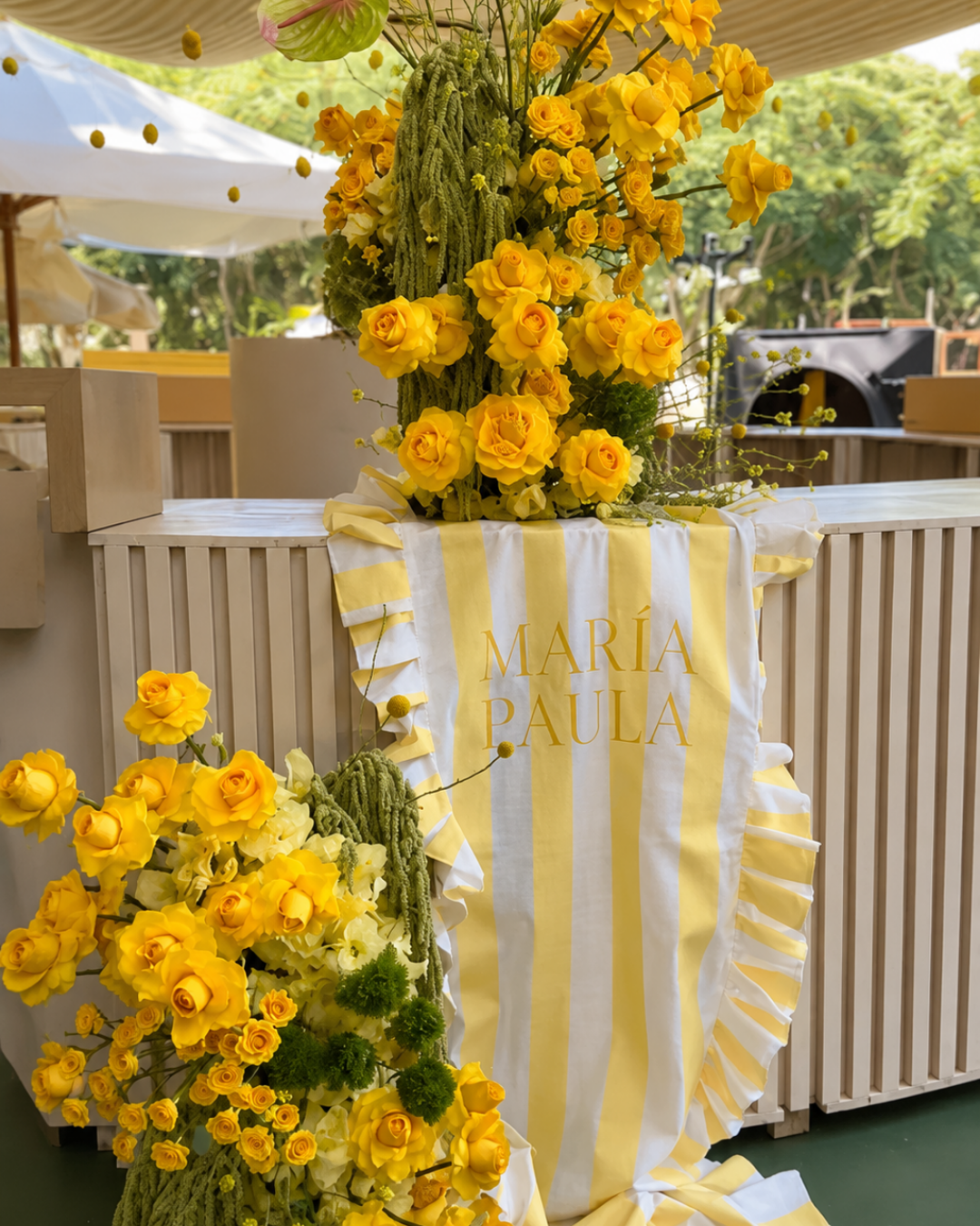 Banner Ruffles
